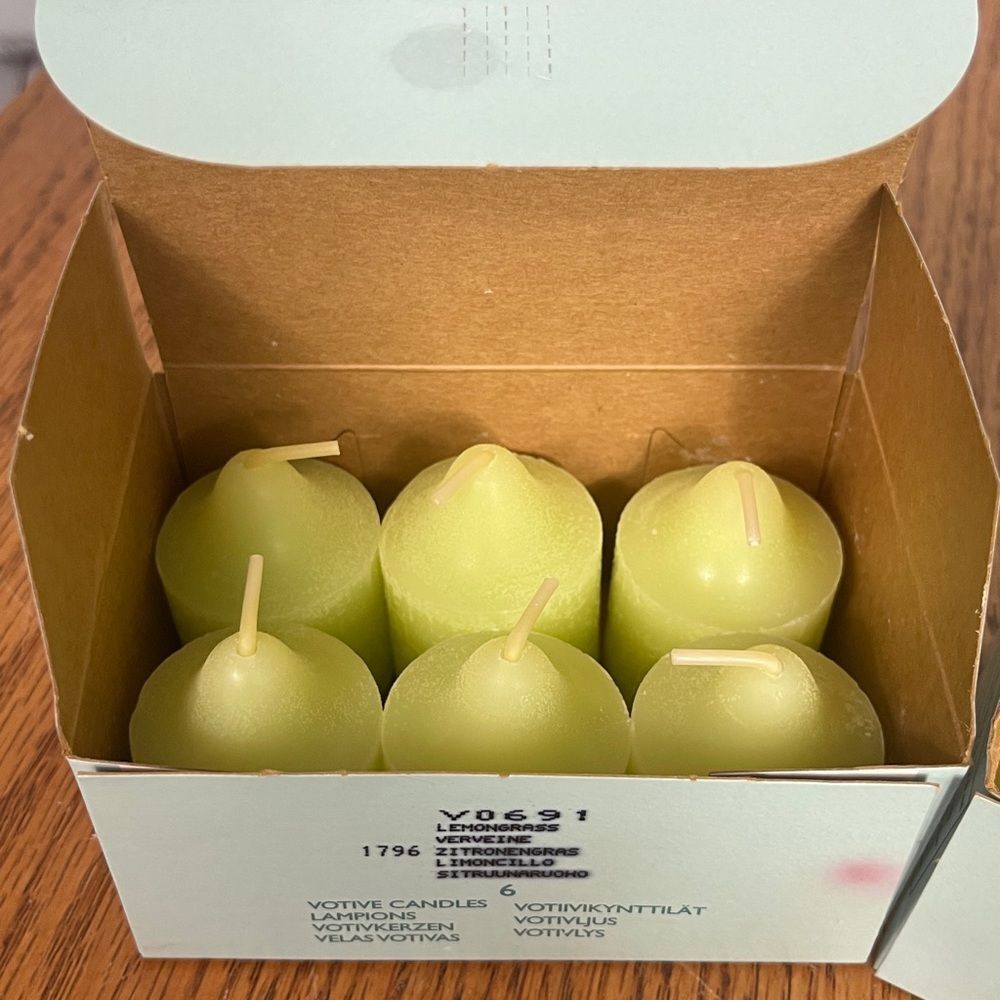 PartyLite Lemonade 🍋 scented & Light green colored  2” Votive candles 12 total - Picture 2 of 4